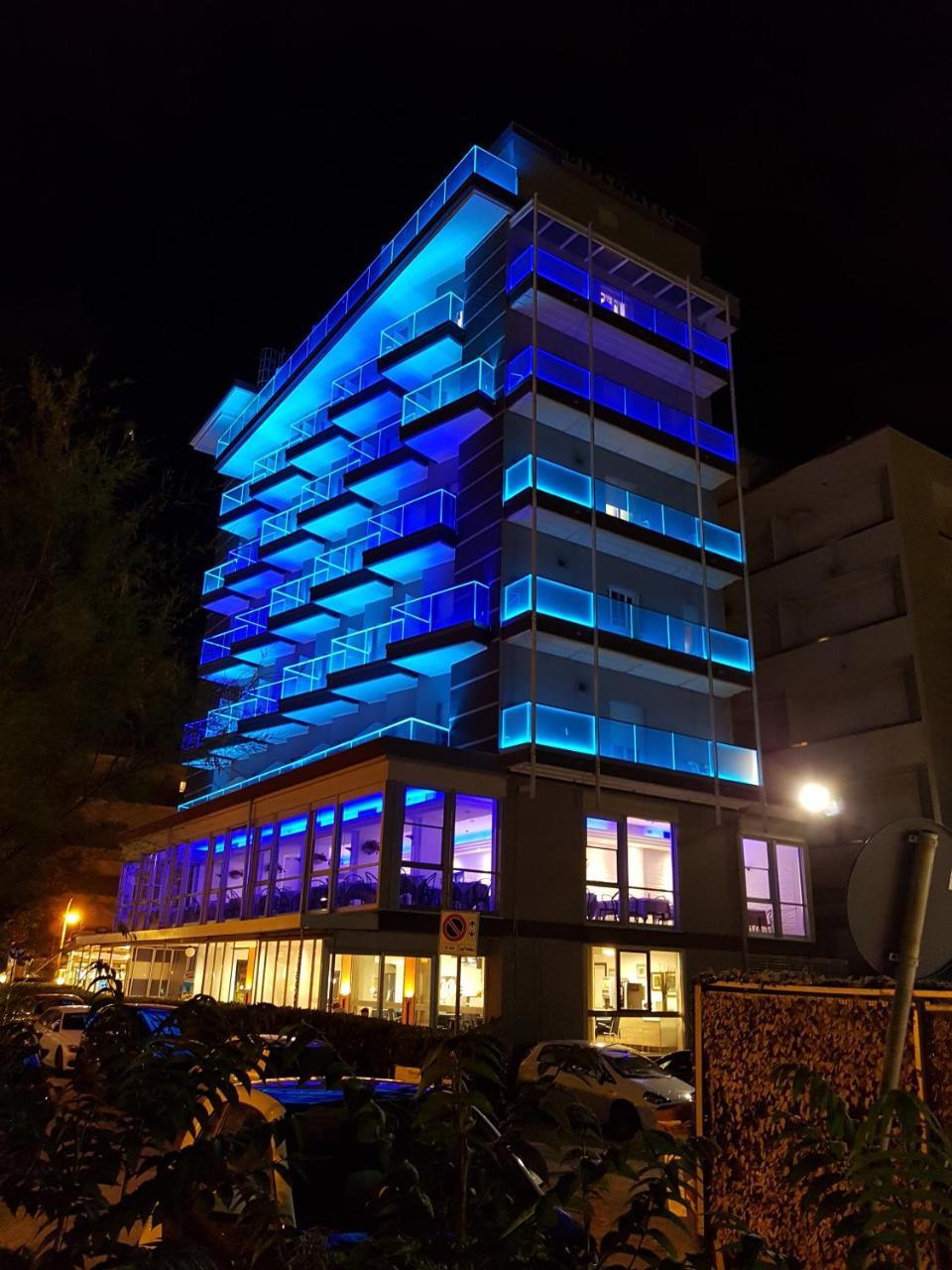 Hotel Diplomatic Ричоне Екстериор снимка